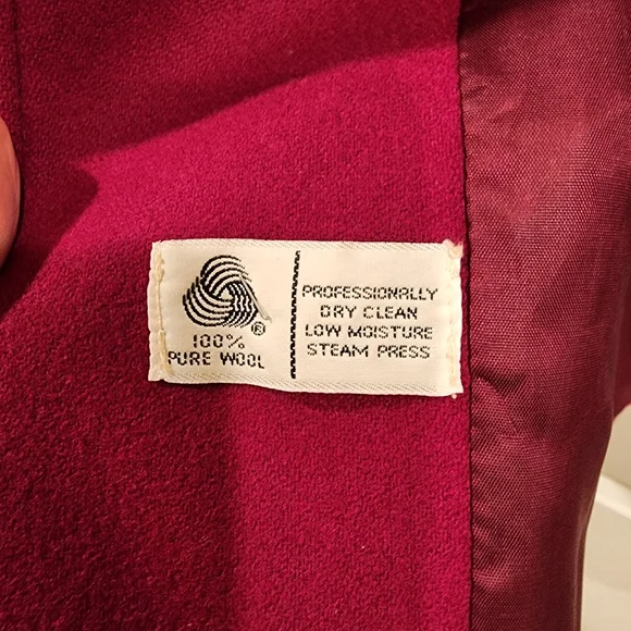 Pink Wool Blazer with Notched Lapels and Tailored Fit - Picture 5 of 7